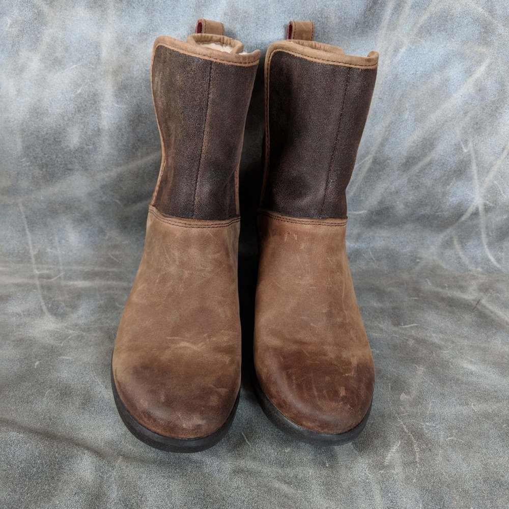 Ugg Renatta Brown Nubuck Boots